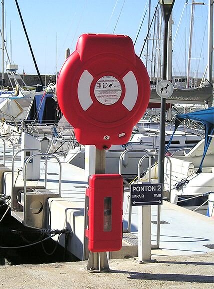 Guardian lifebuoy housing mounted at marina docks to support water rescue
